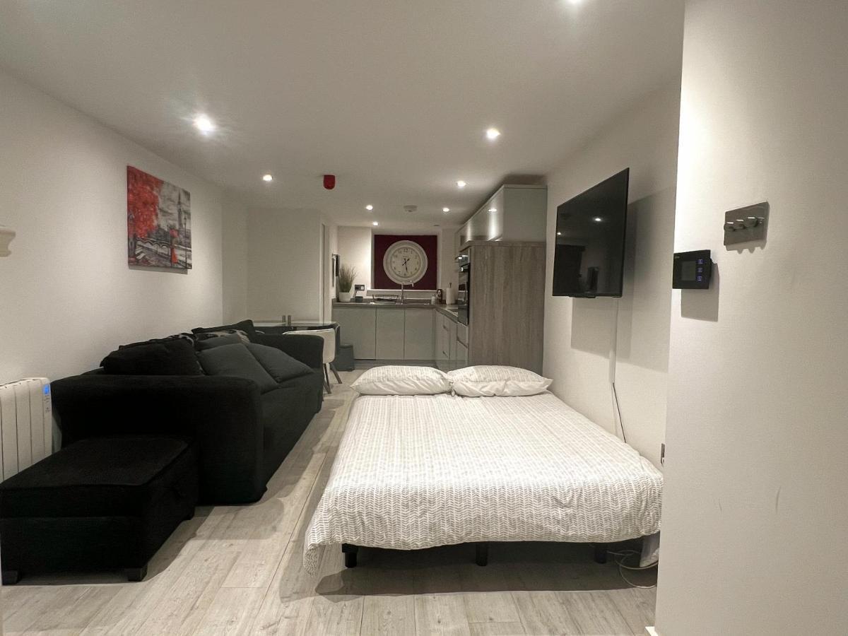 The Snap Pad Boutique Apartment Royal Tunbridge Wells Exterior foto