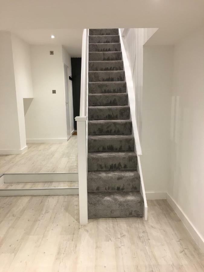 The Snap Pad Boutique Apartment Royal Tunbridge Wells Exterior foto